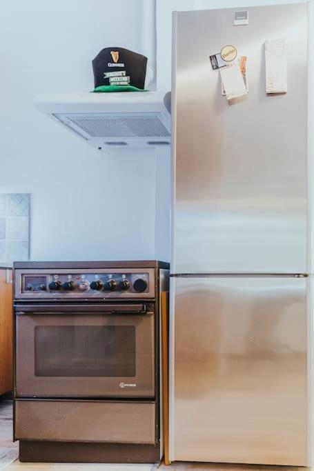 Renovated, Open And Functional Old City House 伊拉克利翁 外观 照片